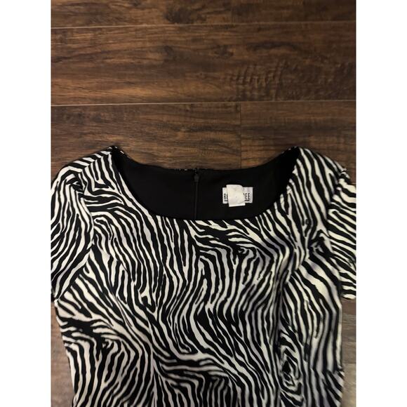 Women’s Women’s Pencil Dress Robbie Bee Size 8 Zebra Print Y2K - Picture 2 of 5